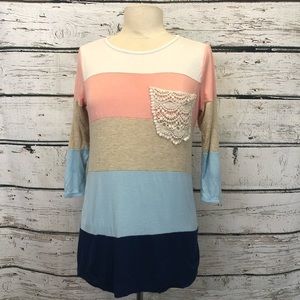 Flamingo Urban 3/4 sleeve top EUC size small
